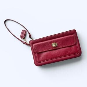 Vintage Coach Legacy Classic Red Turn-Lock Leather Wristlet Wallet